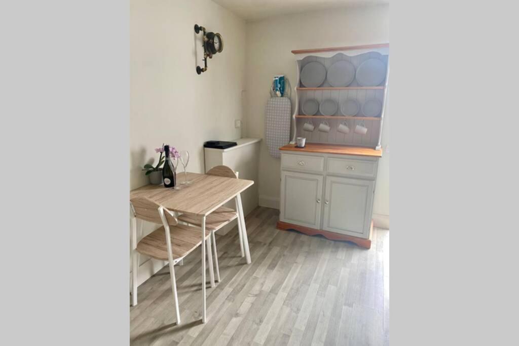 Self Contained Annexe In The Heart Of Wedmore Extérieur photo